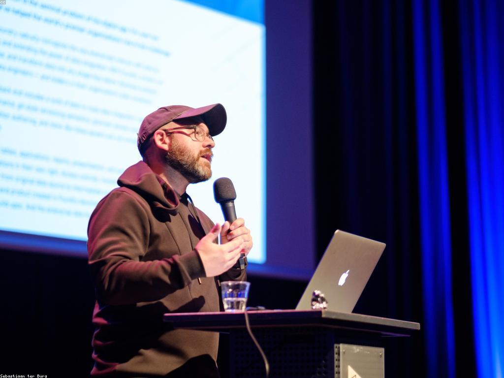 ព័ត៌មានថ្មី និងការបង្ហោះព័ត៌មាននៅក្នុងសង្គមដ៏ទំនើប