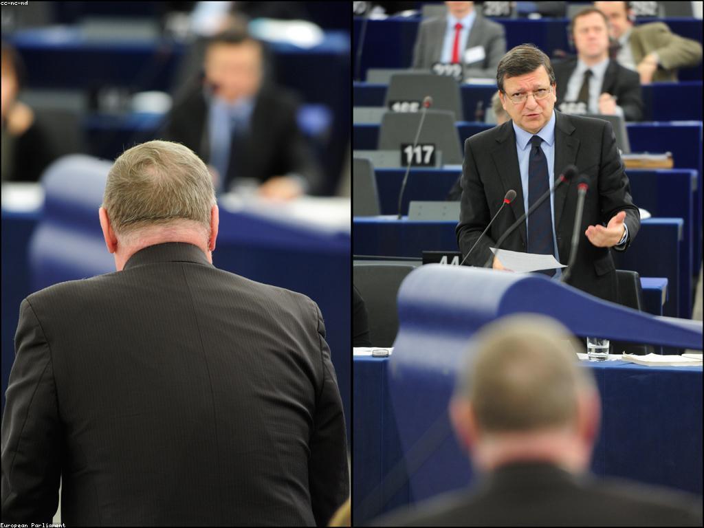 សំណួរប្តូរ: យ៉ាងដូចម្តេចដើម្បីបង្កើនការប្រាស្រ័យទាក់ទង